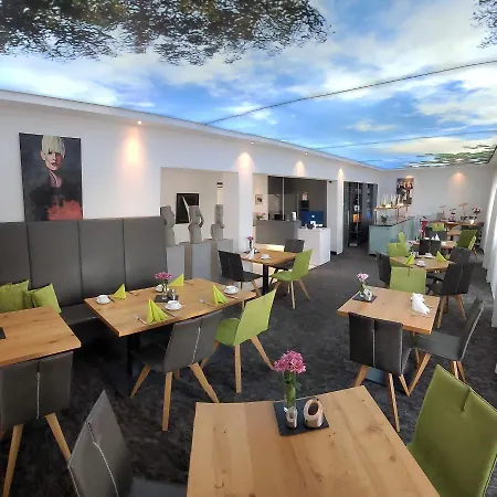 Cityhotel Hessischer Hof Hotel 3*