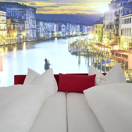 Hotel Cityhotel Hessischer Hof 3*